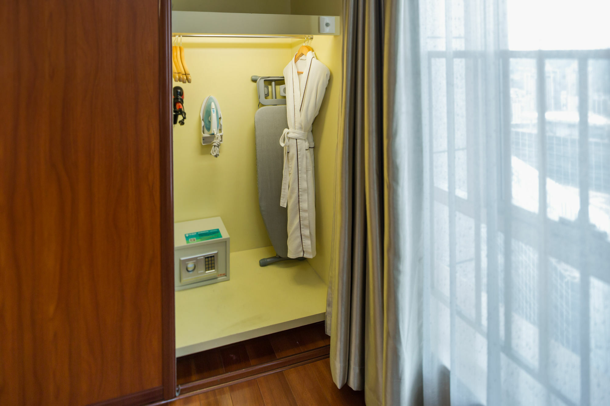 Waifiden Grand Easter International Apartment Guangzhou Exteriör bild